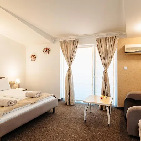 Kiev-free Parking Hotel