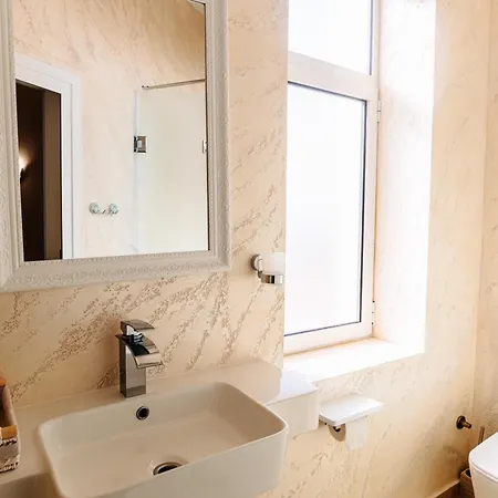 Kiev-free Parking Hotel Veliko Tărnovo