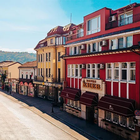Szálloda Kiev-free Parking 3*
