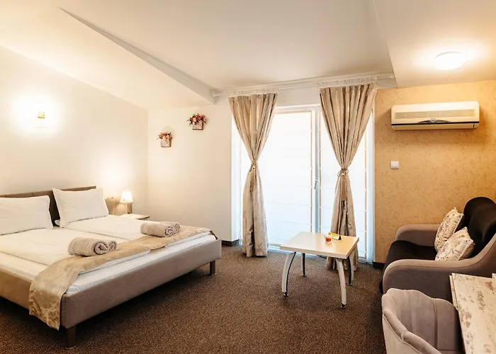 Kiev-free Parking 3*